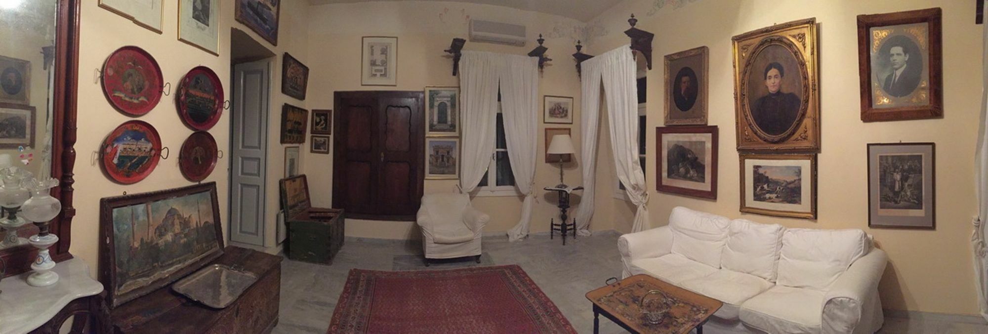 Aristocratic 19Th Century Neo Classical Mansion With Private Pool Fínikasz Kültér fotó
